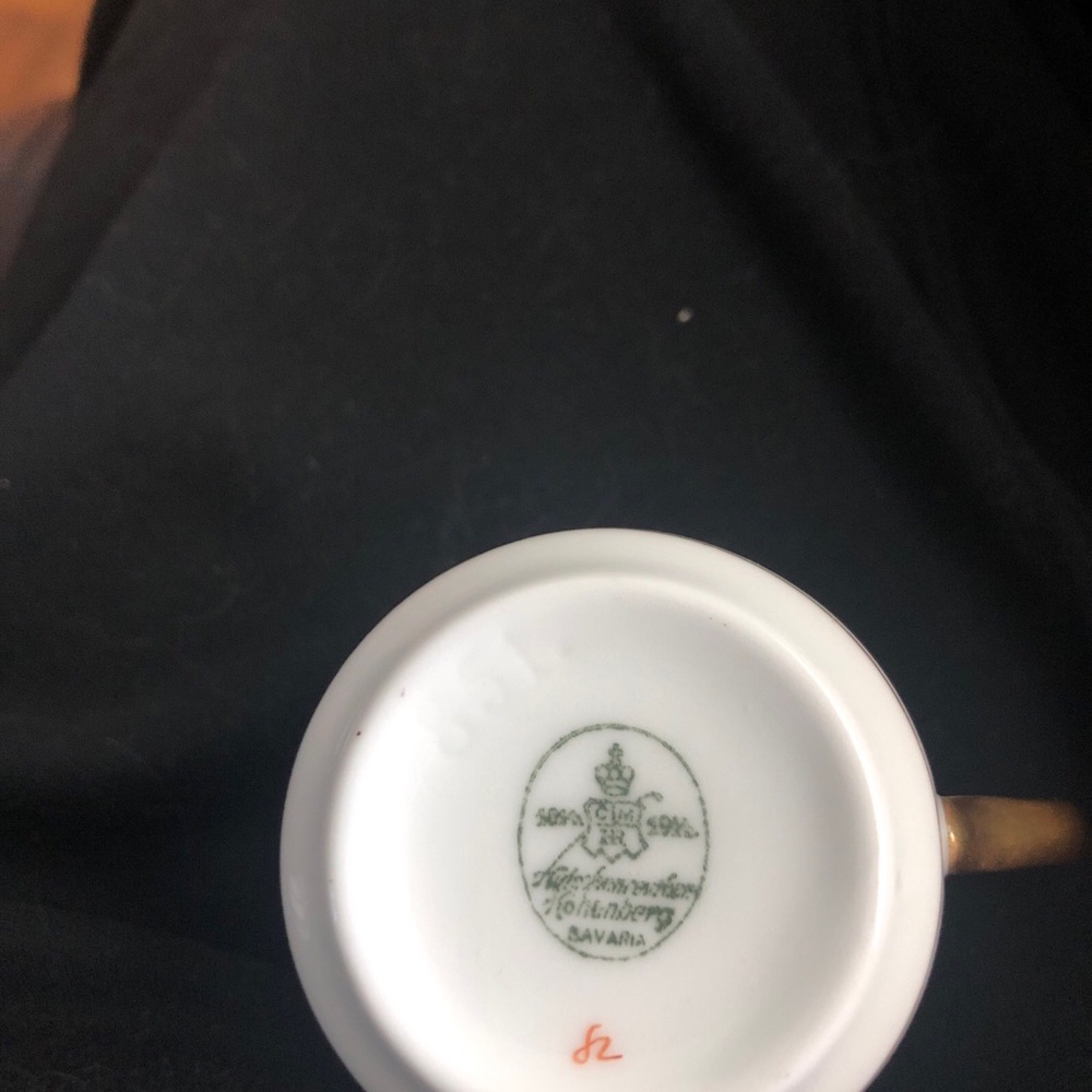 Tiffany & Co. 4 Vintage White Porcelain Saucer with Gold Band & 3 Bavaria Cups - Picture 10 of 16